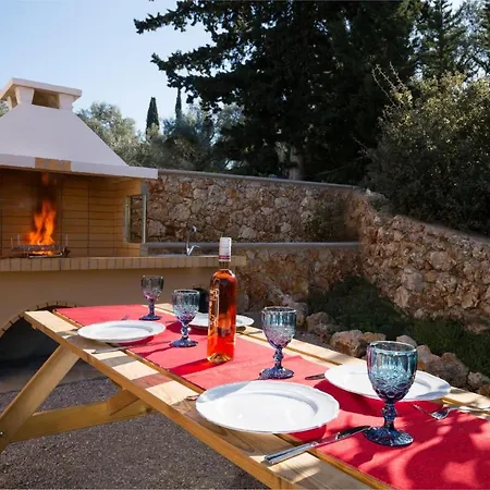 Mare Villa Tsoukaládhes